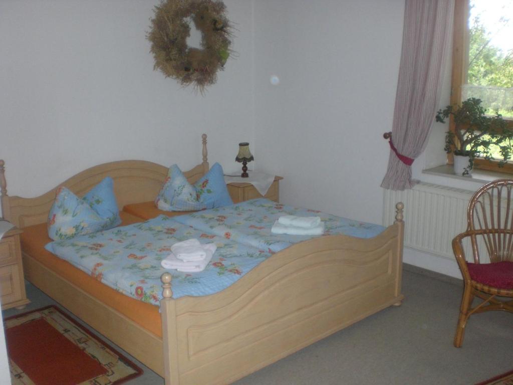 Hotel Gasthof Zur Linde Weissbach  Room photo